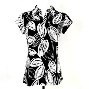 Alfani Black and White Abstract Print Top Medium